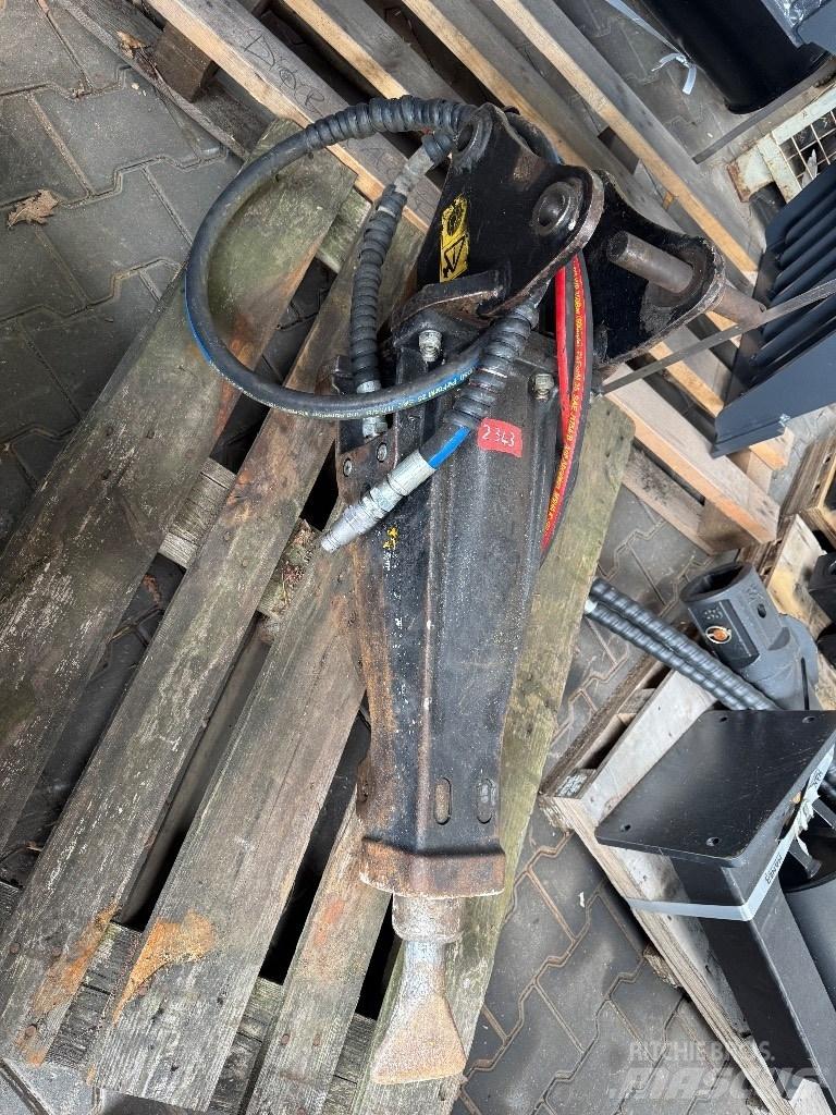 JCB 2 CX 反鏟裝載機