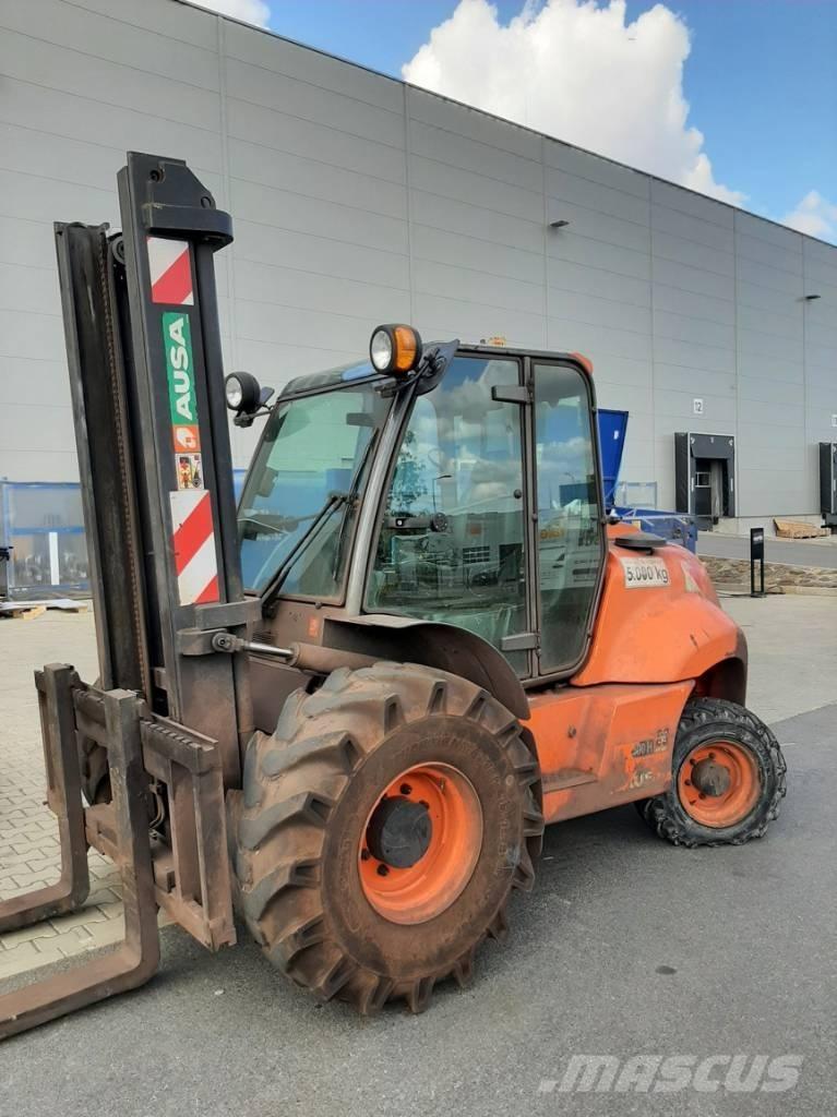 Ausa C 500 H X4 越野車