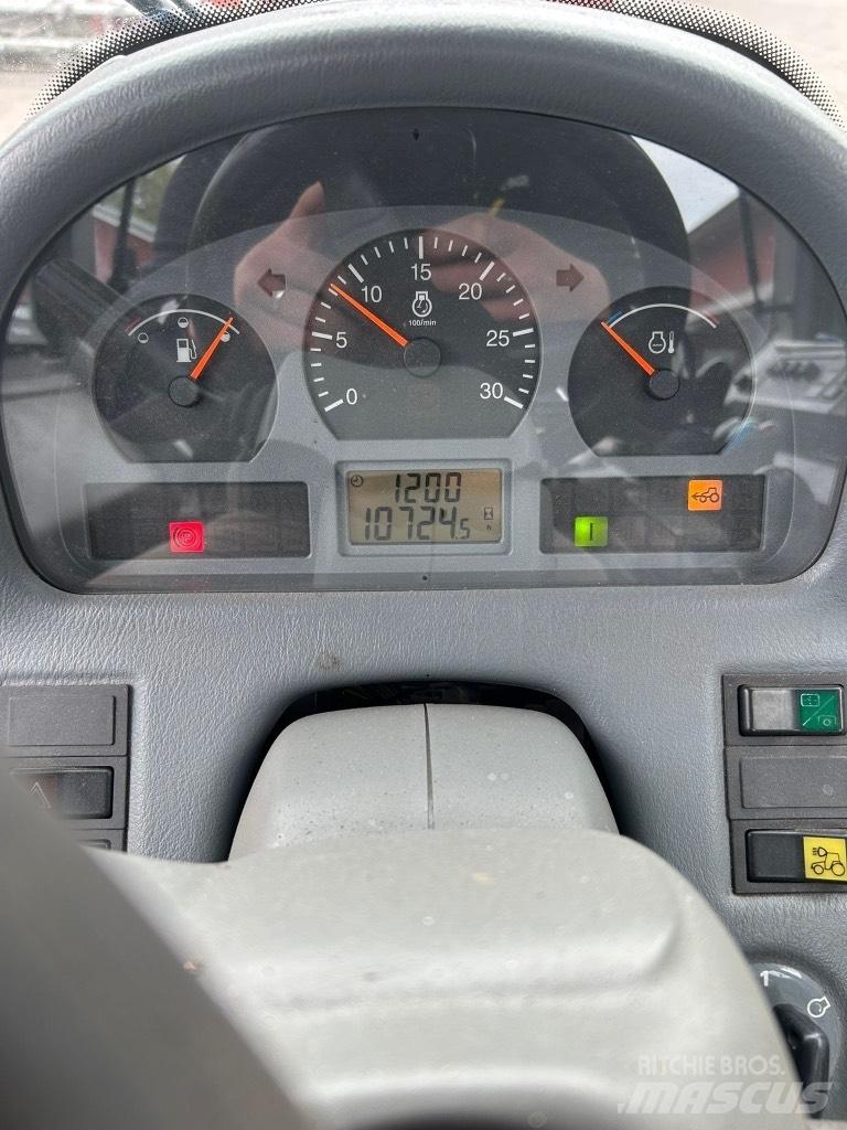 Valtra T 150 曳引機