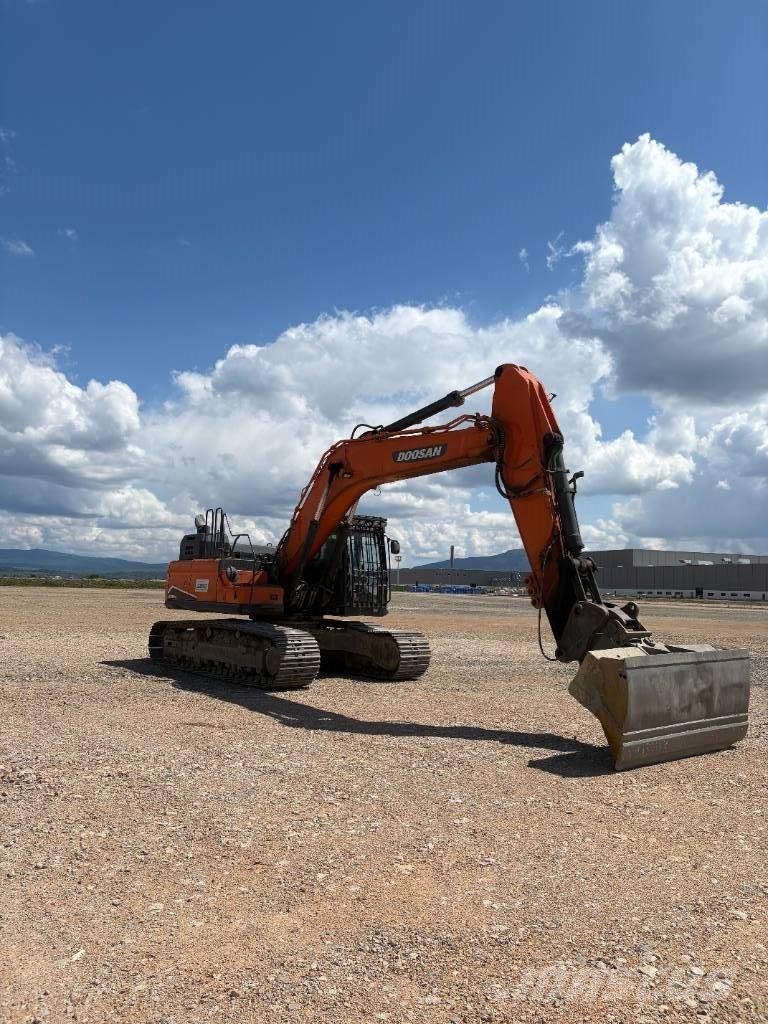 Doosan DX 300 LC-5 履帶式 挖土機/掘鑿機/挖掘機
