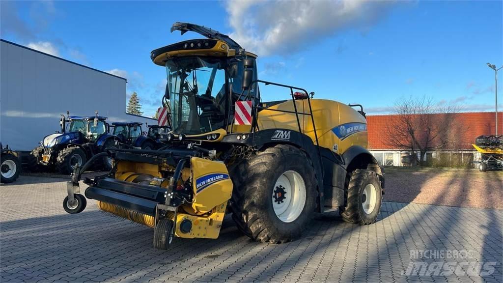 New Holland FR 550 自走式飼料採集機