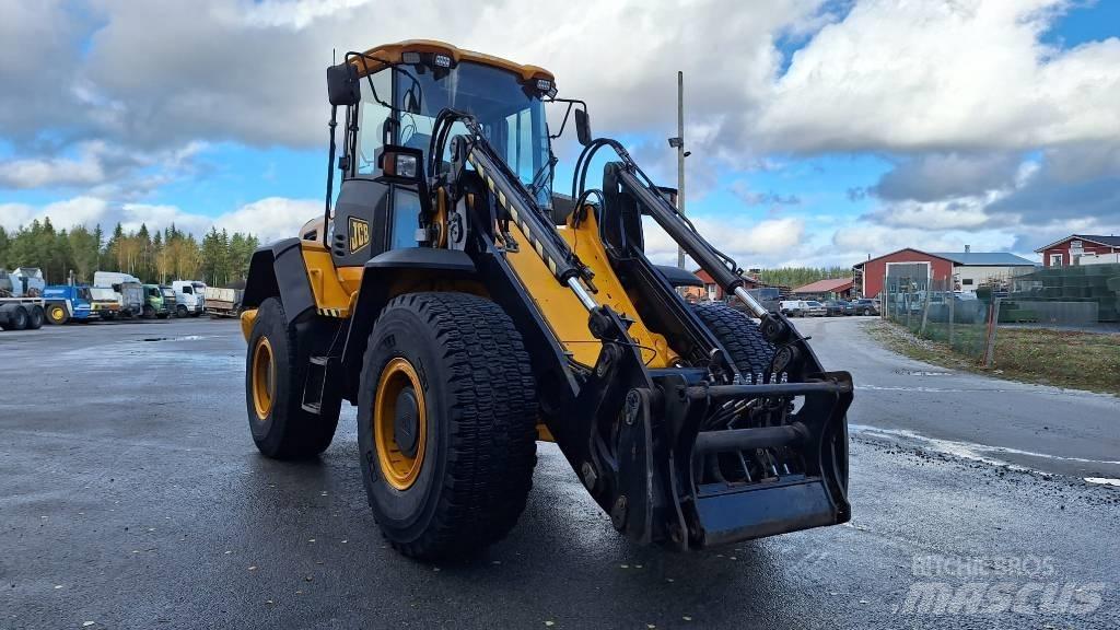 JCB 426 HT 輪胎式裝載機