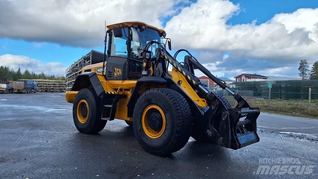 JCB 426 HT 輪胎式裝載機