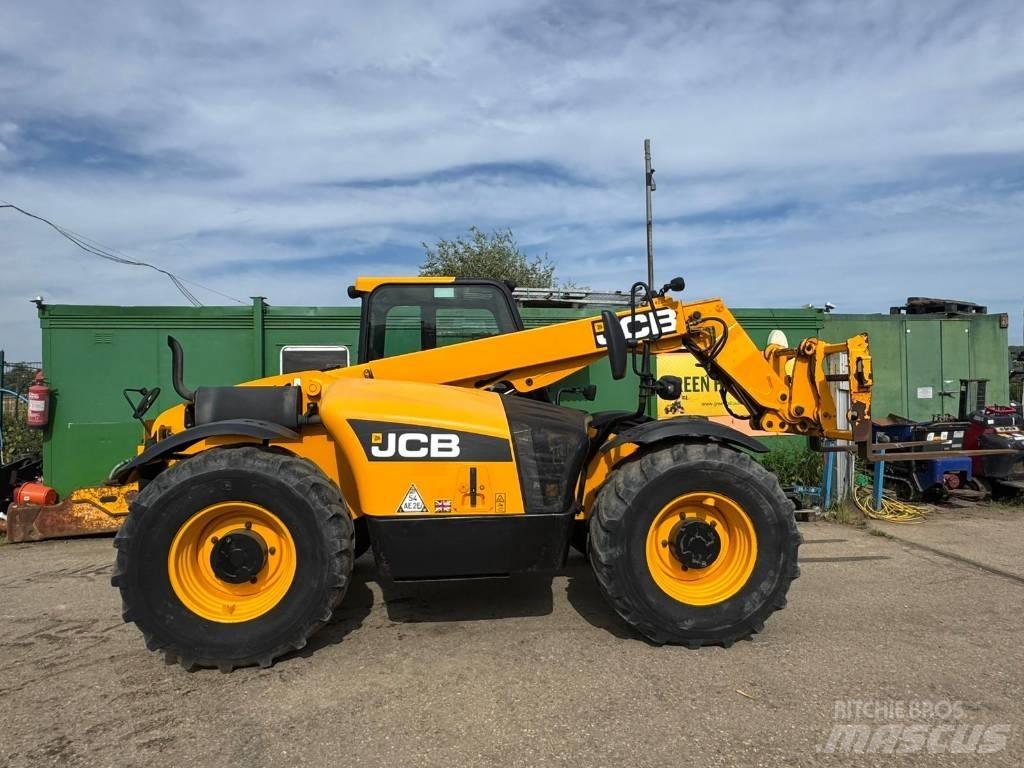 JCB 526-56 Agri 農業用伸縮臂裝載機
