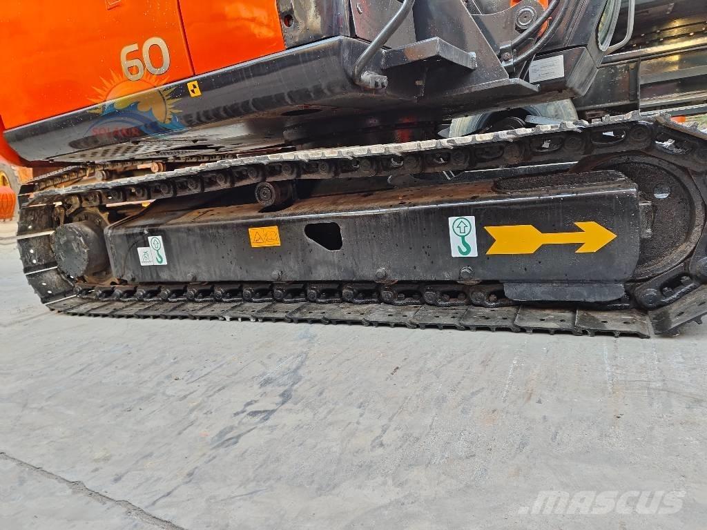 Hitachi ZX 60 小型挖土機/掘鑿機<7t(小型挖掘機)