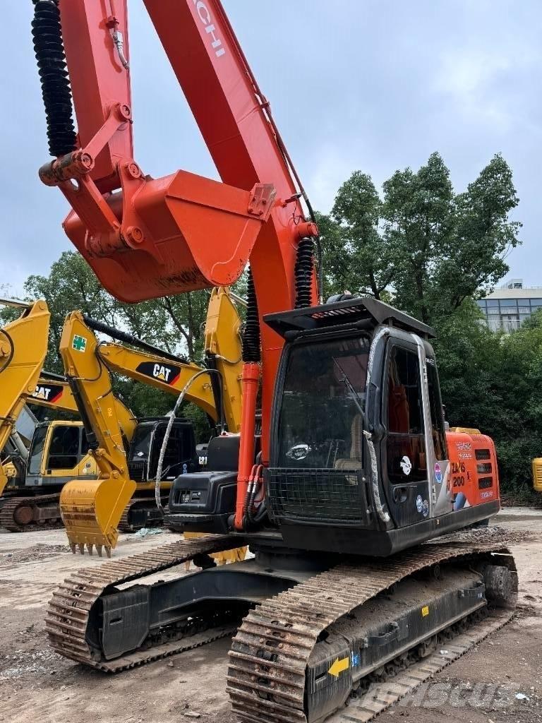 Hitachi ZX 200 履帶式 挖土機/掘鑿機/挖掘機