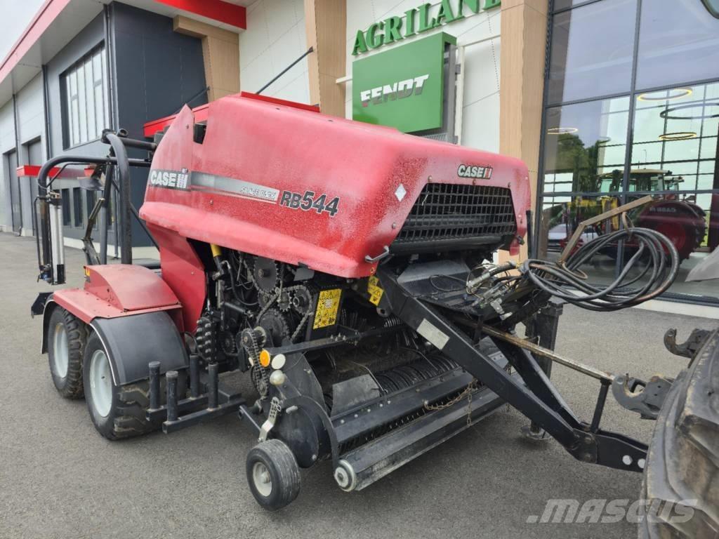 CASE RB 544 圓型牧草打包機