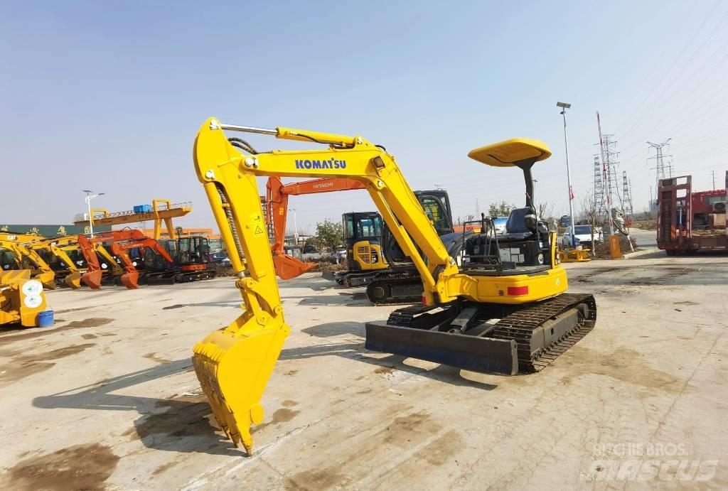 Komatsu PC 40 MR 小型挖土機/掘鑿機<7t(小型挖掘機)