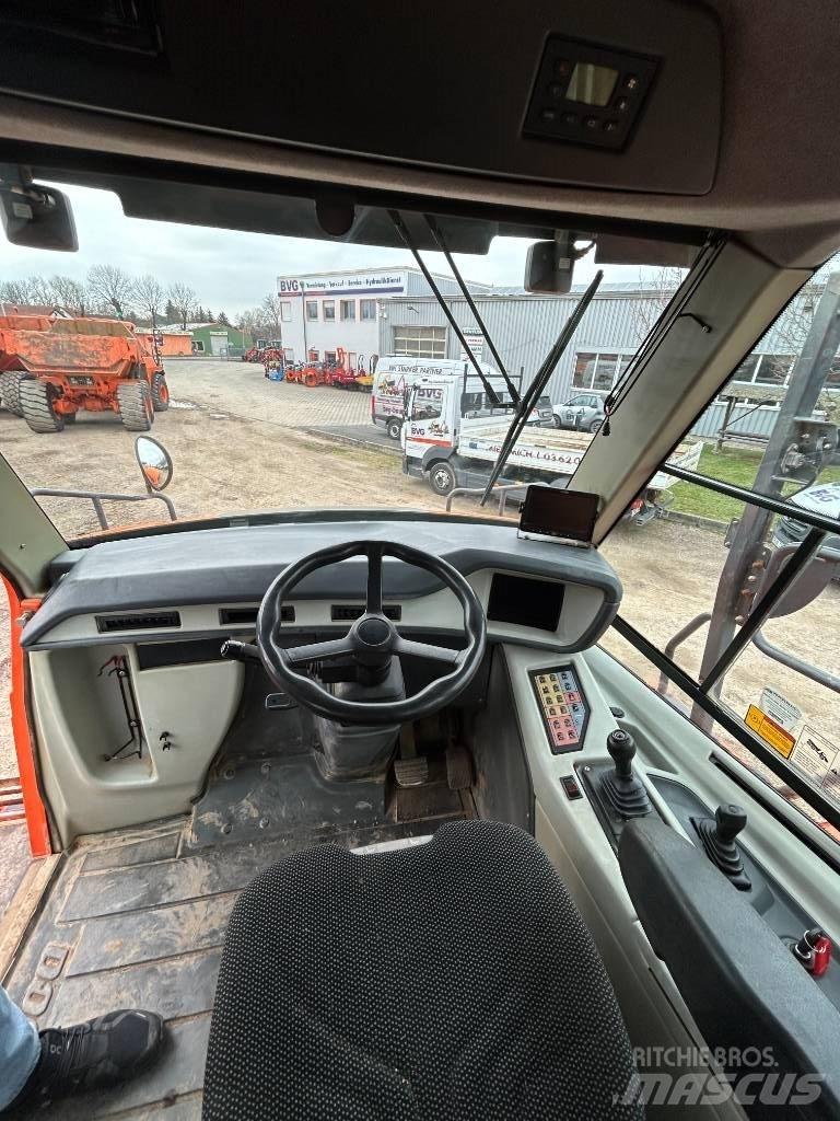Doosan DA 30 鉸接式起吊車