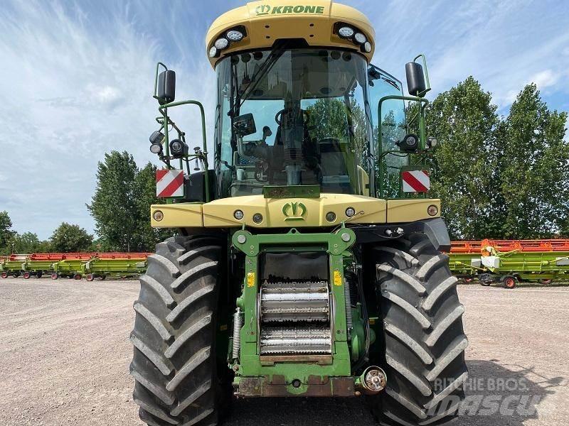 Krone BIG X 630 自走式飼料採集機