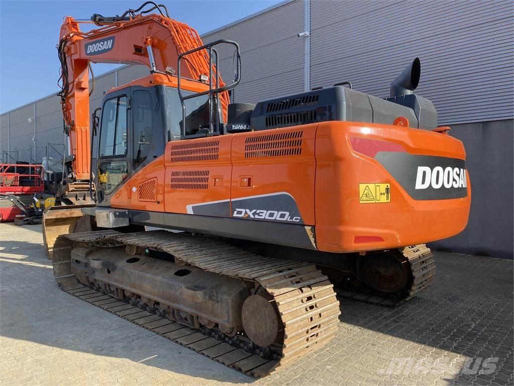 Doosan DX300LC-5 履帶式 挖土機/掘鑿機/挖掘機