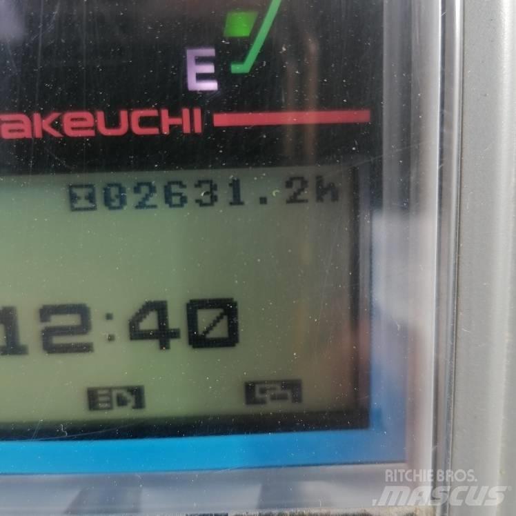 Takeuchi TB216 小型挖土機/掘鑿機<7t(小型挖掘機)