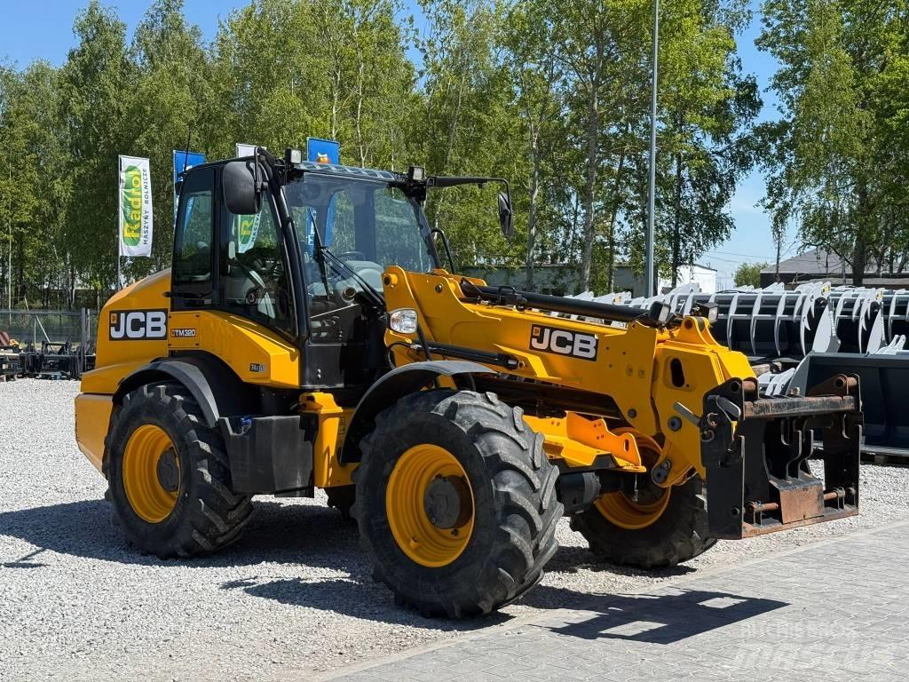 JCB TM 320 農業用伸縮臂裝載機