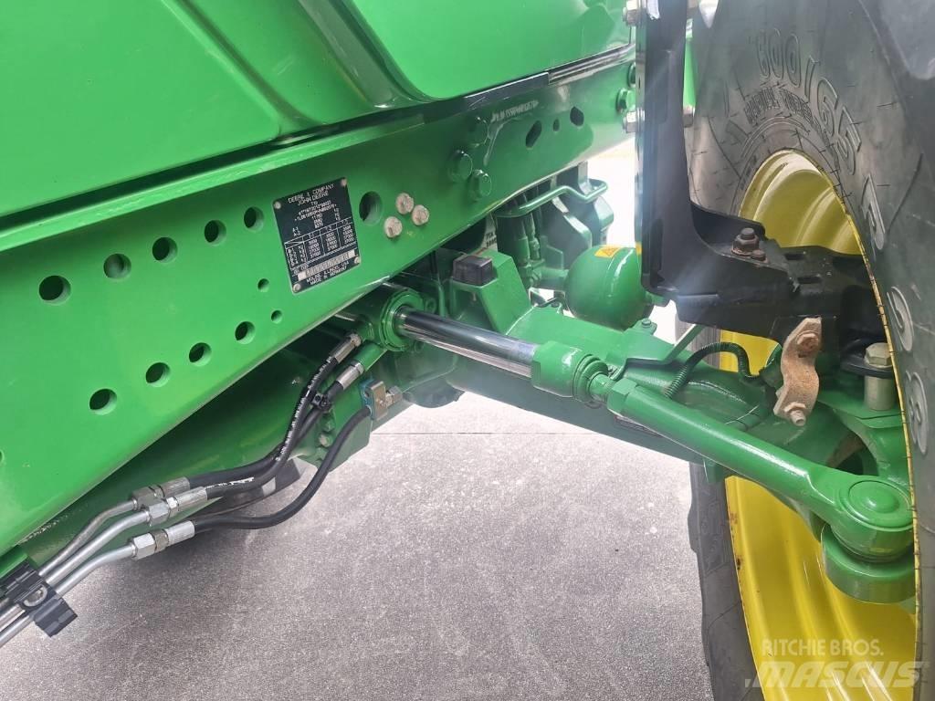 John Deere 6155 R 曳引機