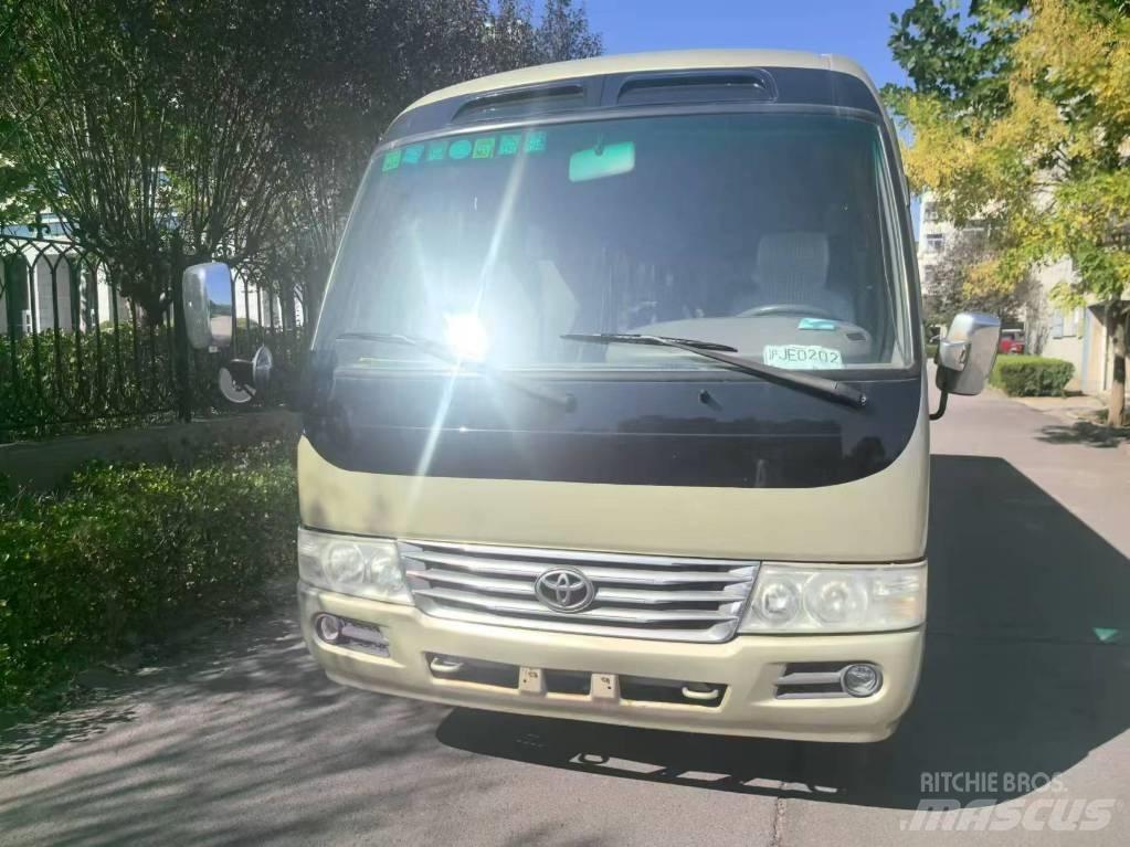 Toyota Coaster 公路客運汽車