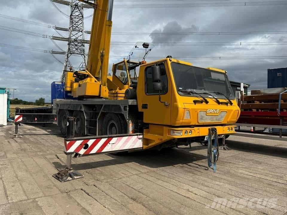 Grove GMK 3055 全路面起重機/吊車