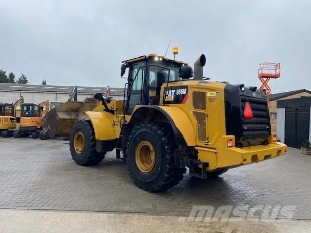 CAT 966 M 輪胎式裝載機