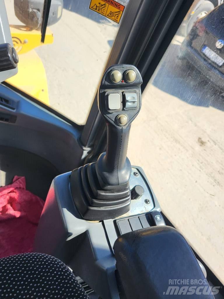 Volvo L 30 G 輪胎式裝載機