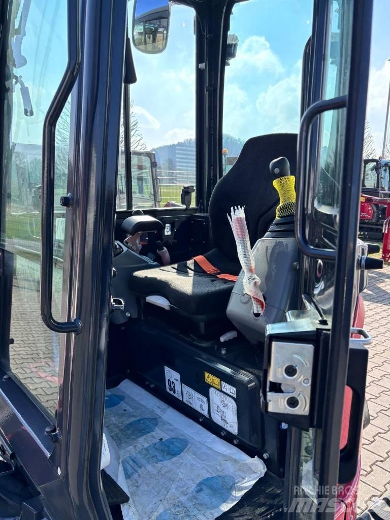 Yanmar Vio 26-6 小型挖土機/掘鑿機<7t(小型挖掘機)