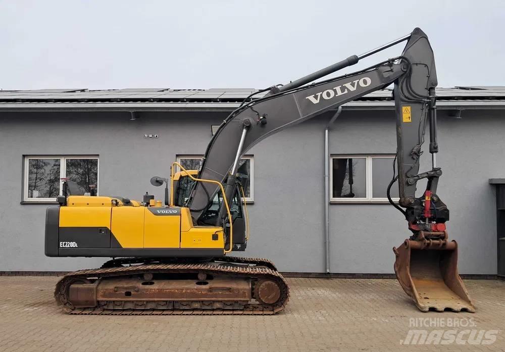 Volvo EC 220 DL 履帶式 挖土機/掘鑿機/挖掘機