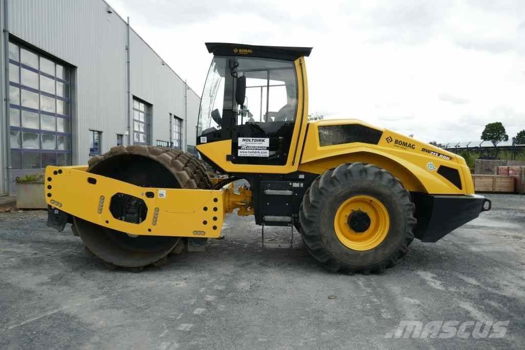 Bomag BW 213 PDH-5 土壤壓實機