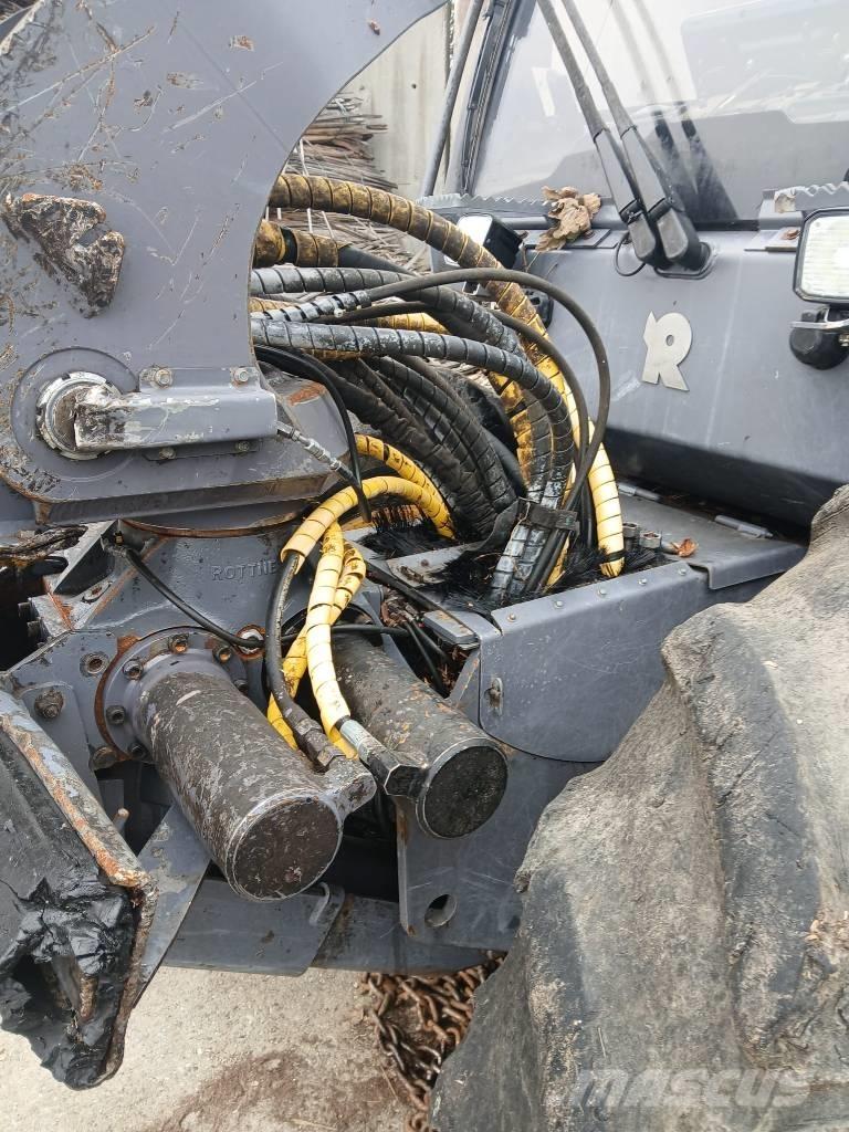 Rottne H8D 收穫機