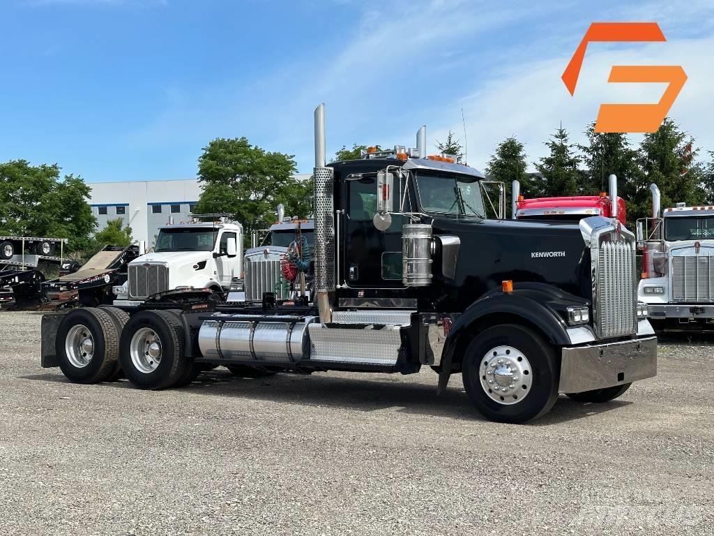 Kenworth W 900 曳引機組件