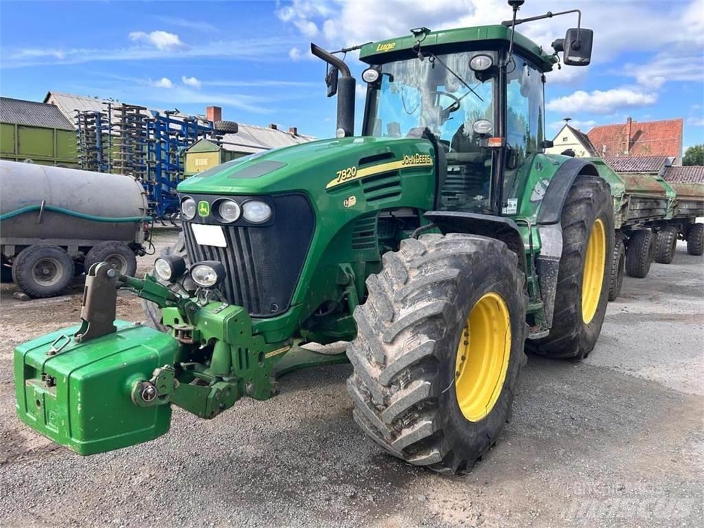 John Deere 7820 曳引機