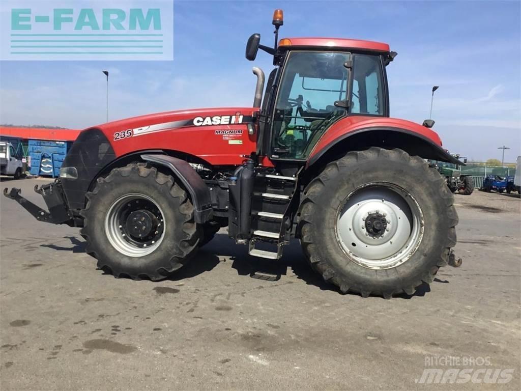 Case IH Magnum 235 曳引機