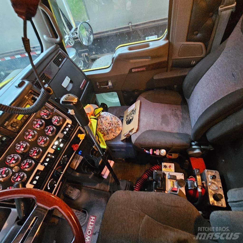 Kenworth T 800 傾卸式卡車