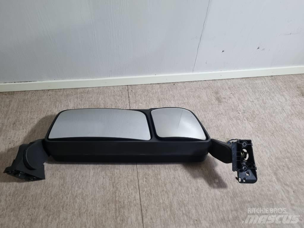Mercedes-Benz MP4 底盤和懸架