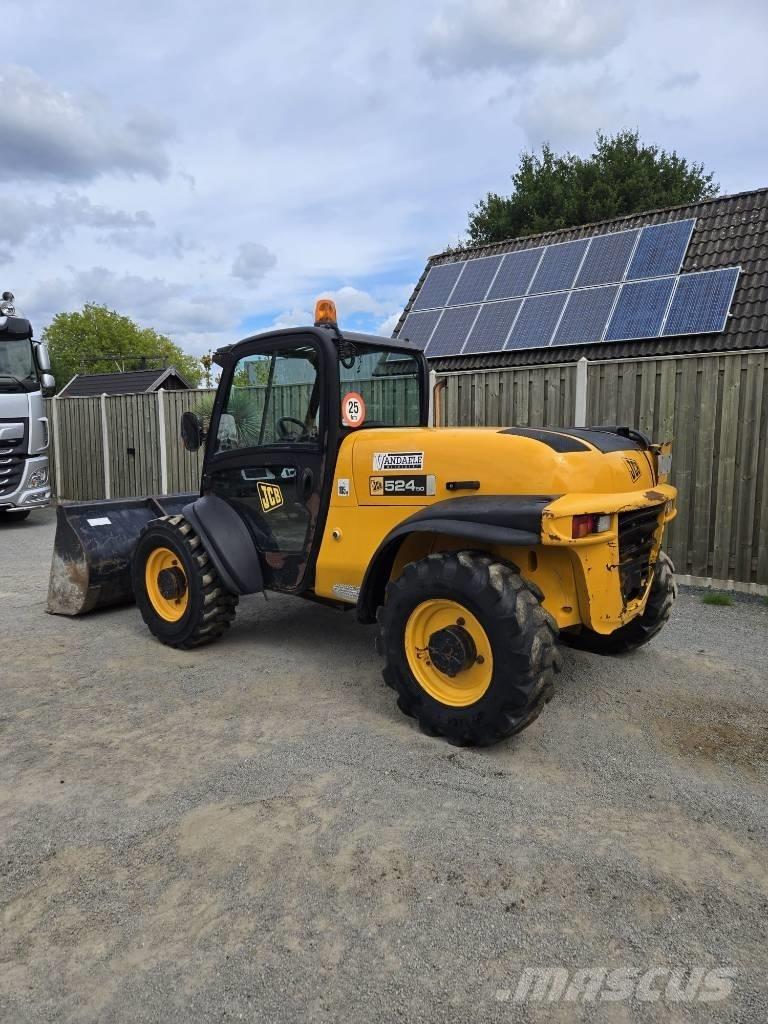 JCB 524-50 伸縮臂操作車