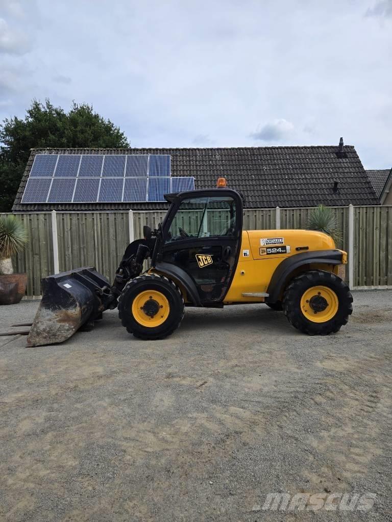 JCB 524-50 伸縮臂操作車