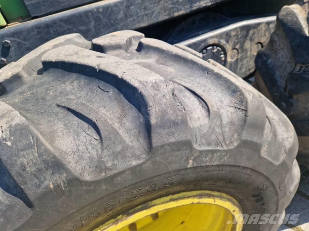 John Deere 1010 E 集運機