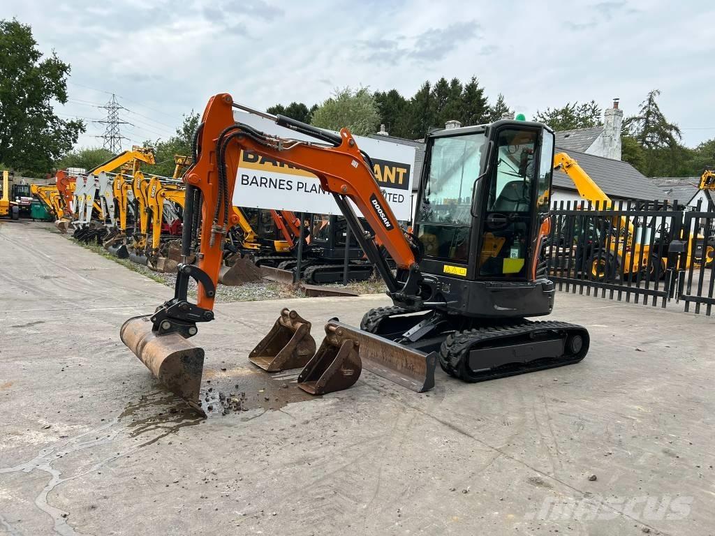 Doosan DX 27 Z 小型挖土機/掘鑿機<7t(小型挖掘機)