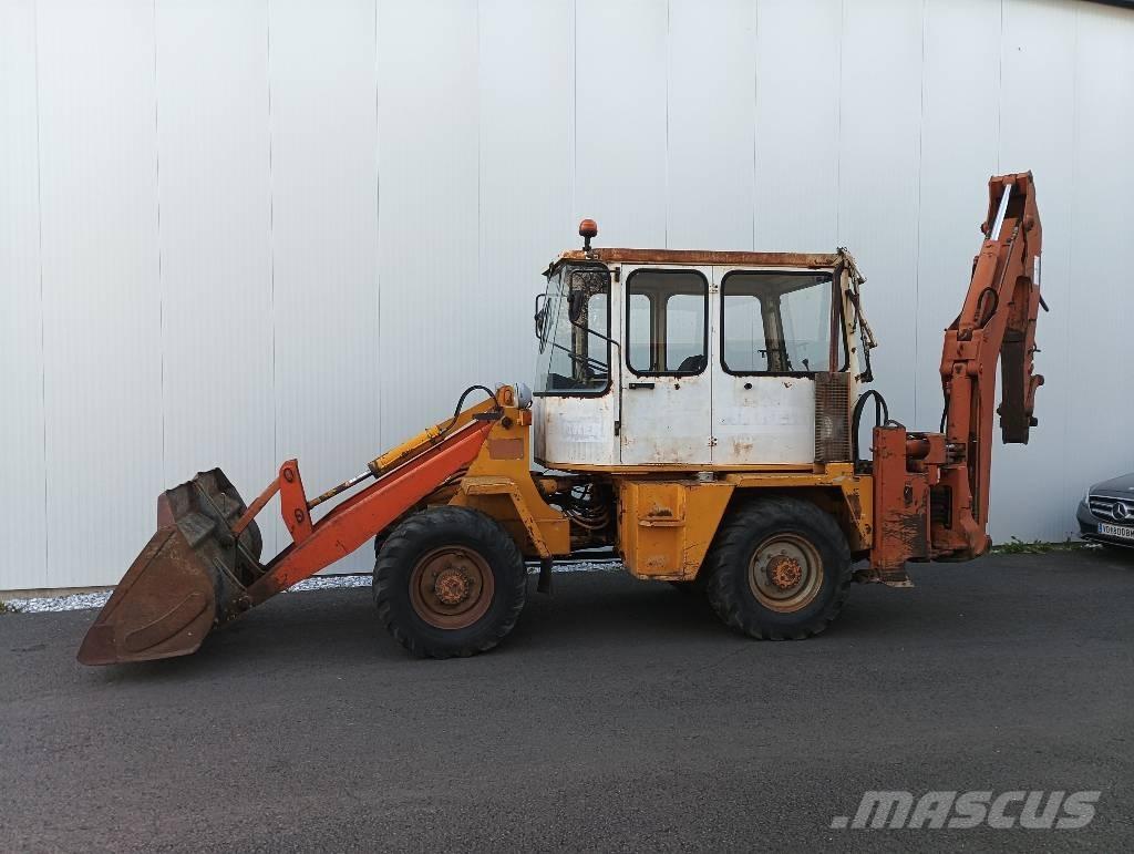 Schaeff SKB 902 反鏟裝載機