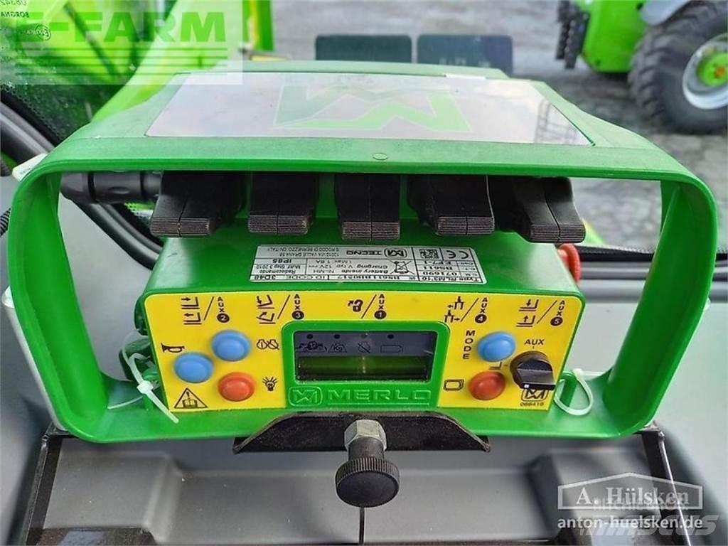 Merlo p40.17plus 農業用伸縮臂裝載機
