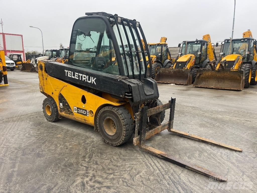 JCB TLT 35 伸縮臂操作車