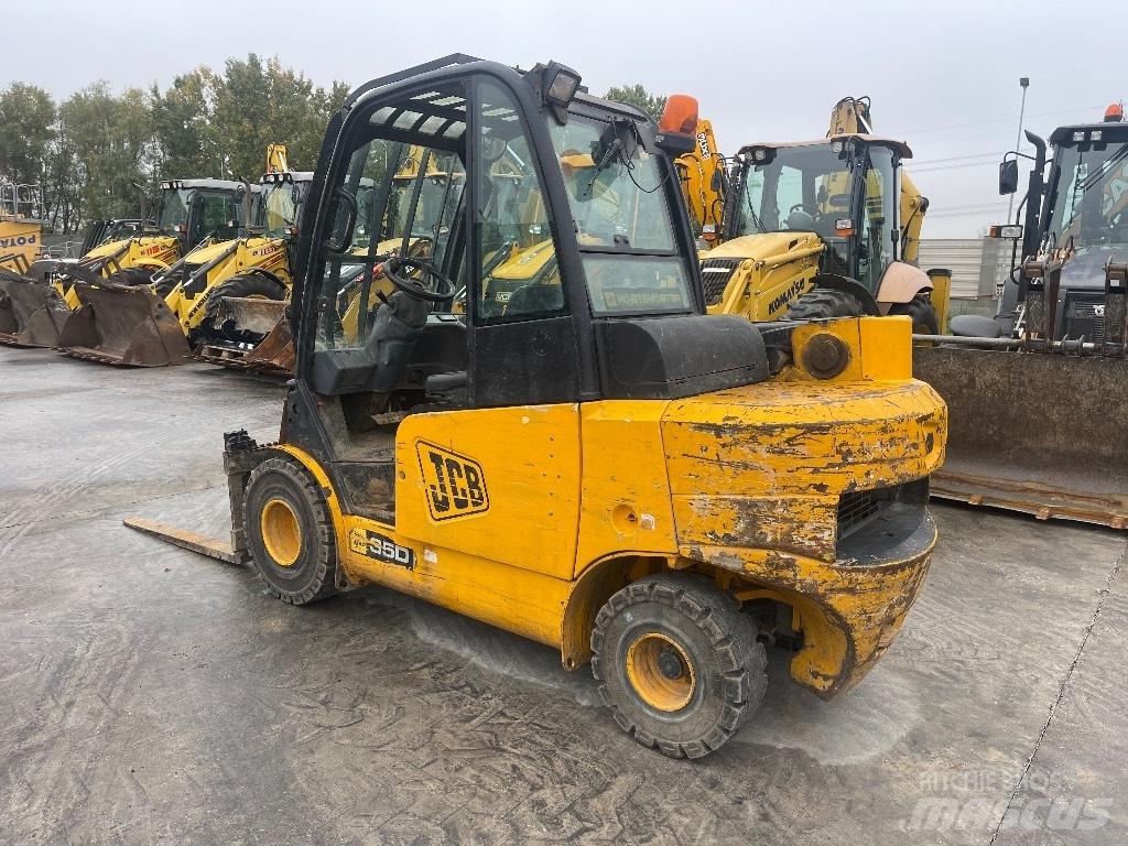 JCB TLT 35 伸縮臂操作車