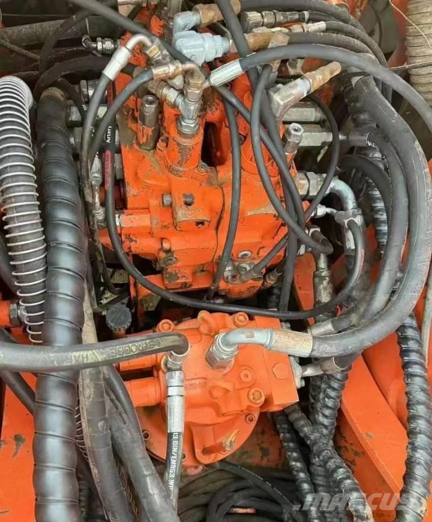 Doosan DH150W 旋轉式挖土機/掘鑿機/挖掘機