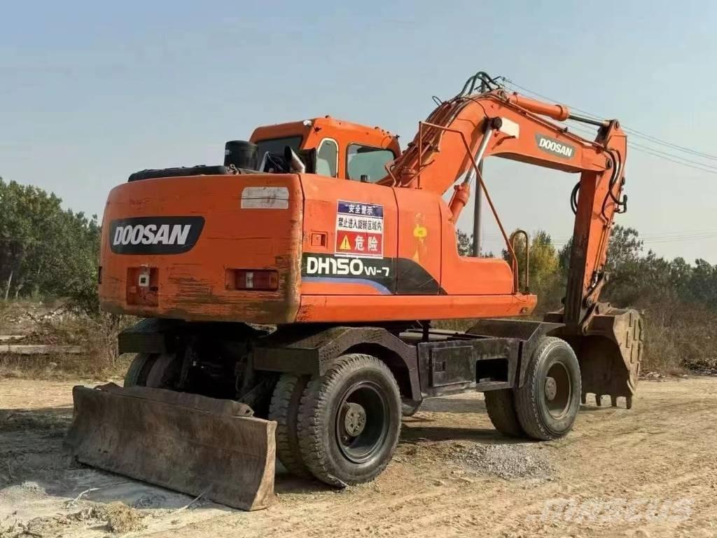 Doosan DH150W 旋轉式挖土機/掘鑿機/挖掘機