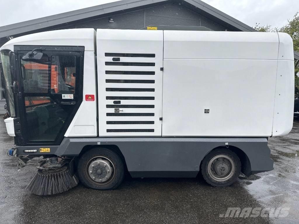 Ravo 540 STH 掃倉機