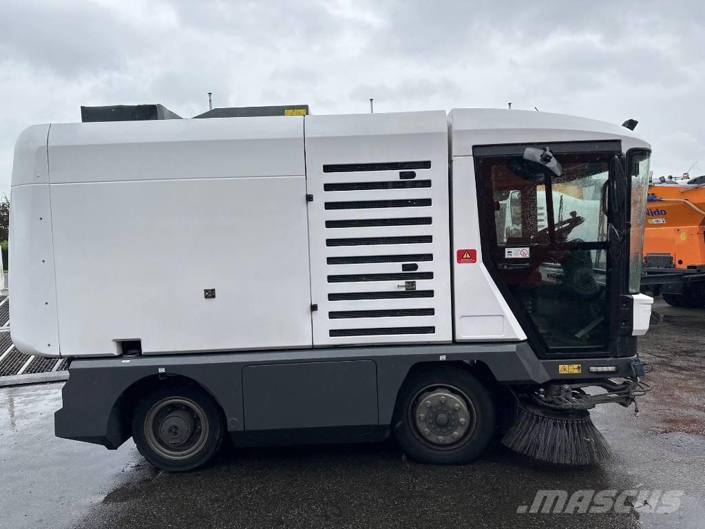 Ravo 540 STH 掃倉機