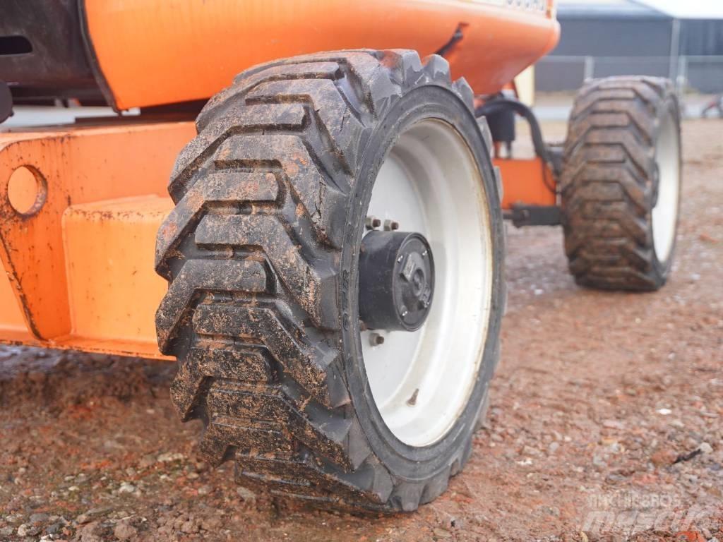 JLG 600 AJ 曲臂高空作業車