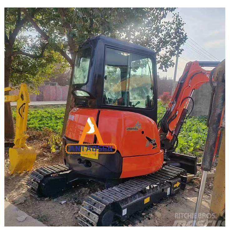 Kubota U 30 小型挖土機/掘鑿機<7t(小型挖掘機)