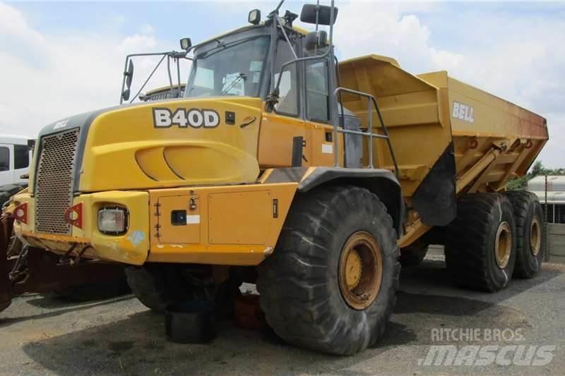 Bell B40D 鉸接式起吊車