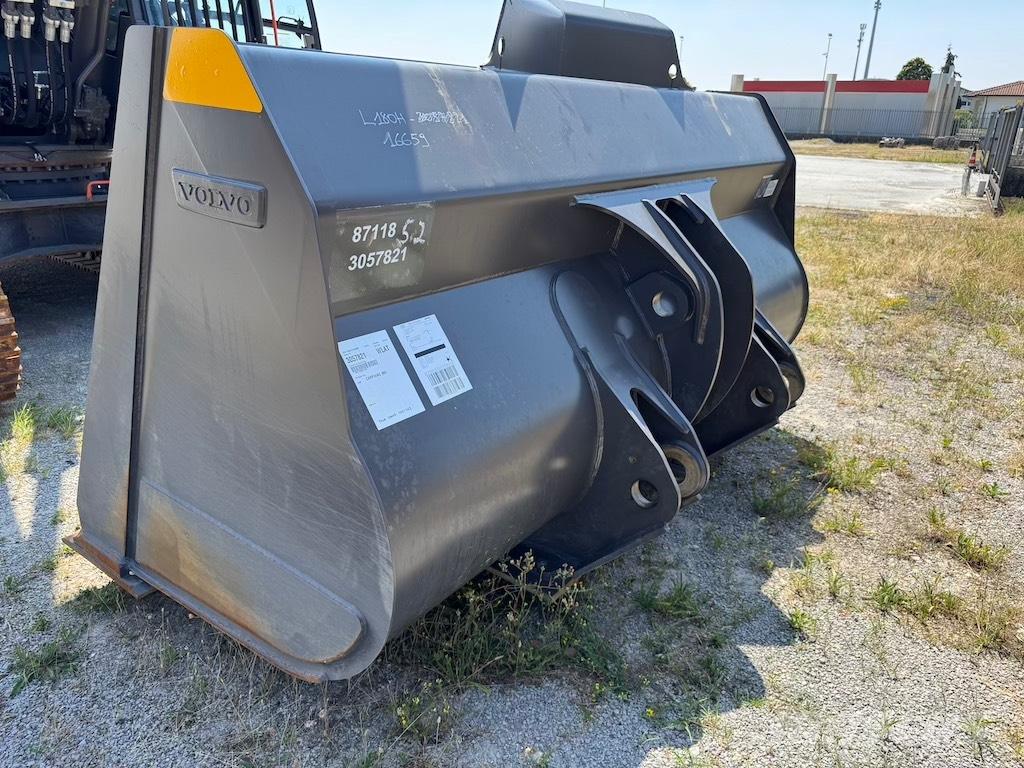 Volvo L 180 H 輪胎式裝載機