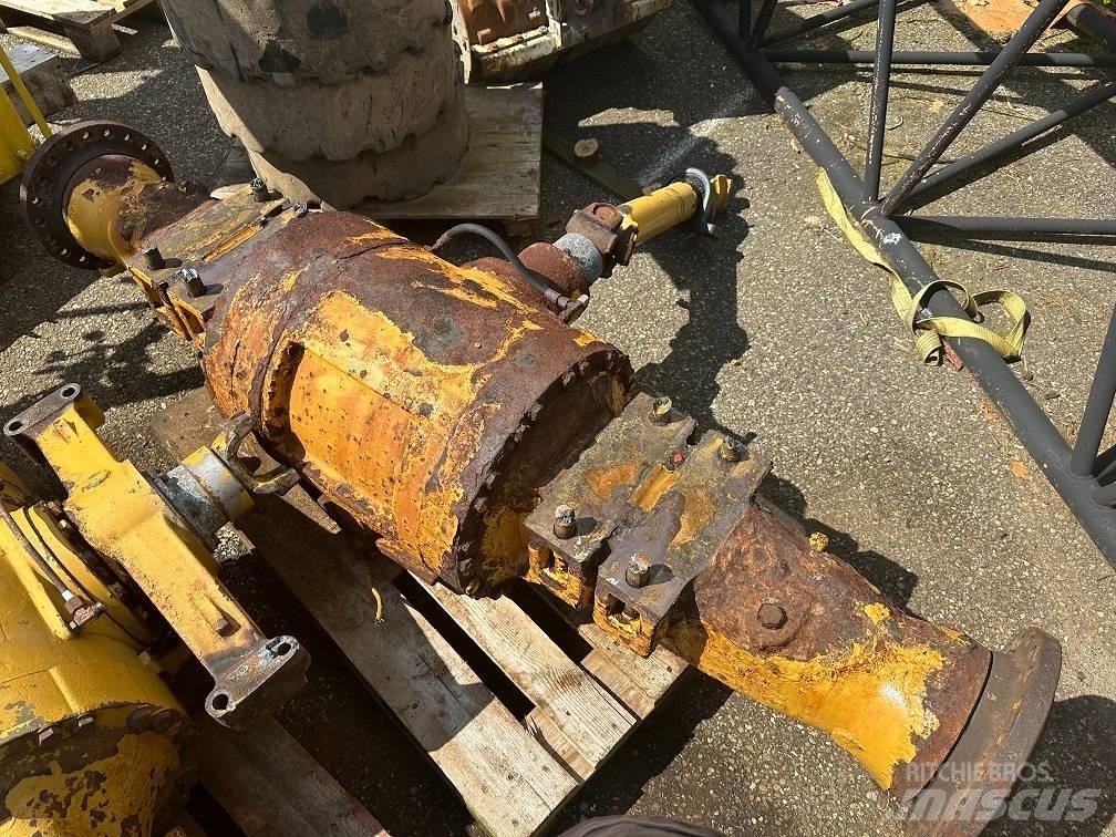 CAT 950 G front axel 軸