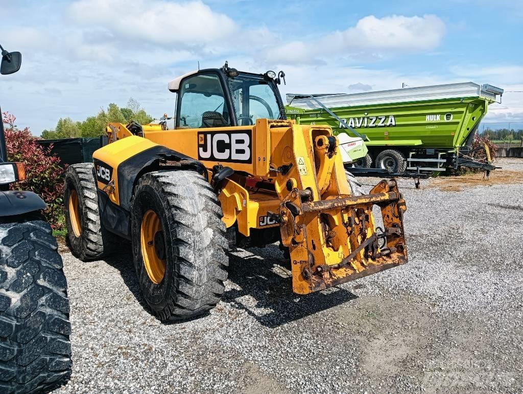 JCB 550-80 農業用伸縮臂裝載機