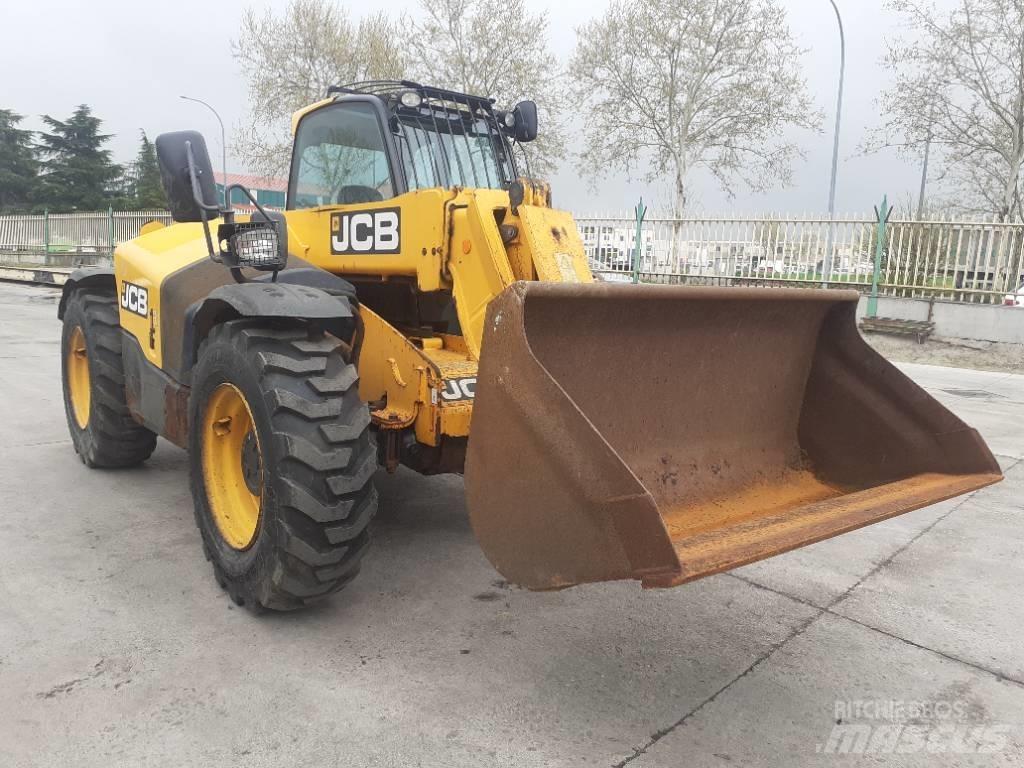 JCB 531-70 Agri 伸縮臂操作車
